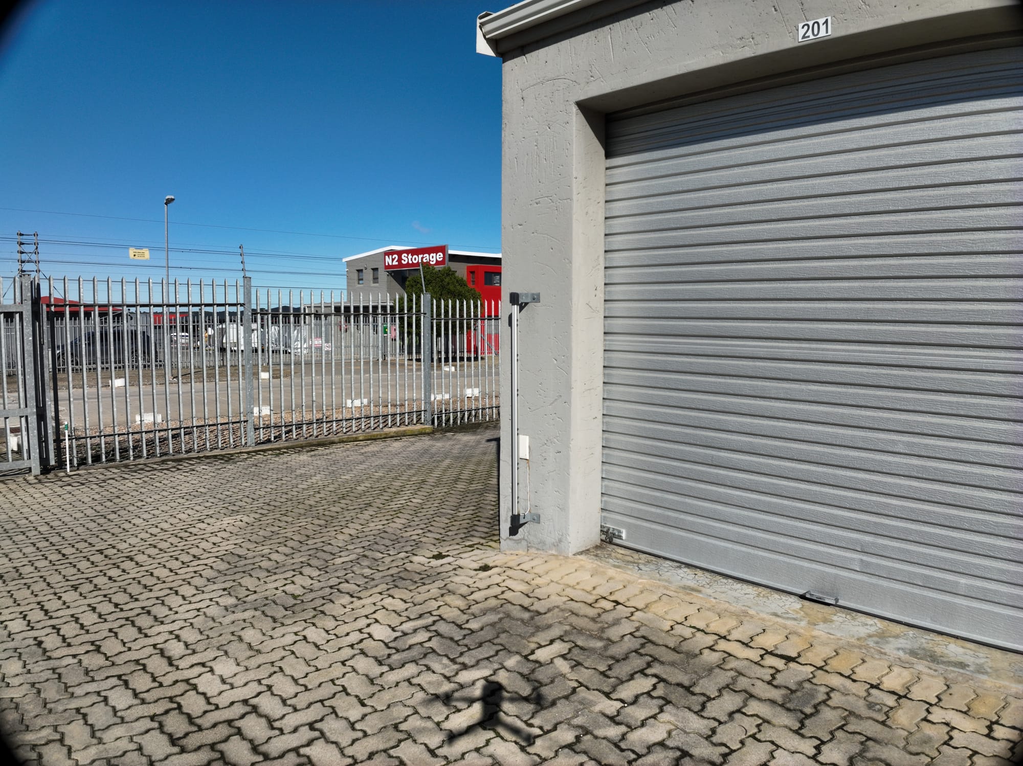 Motorised gate